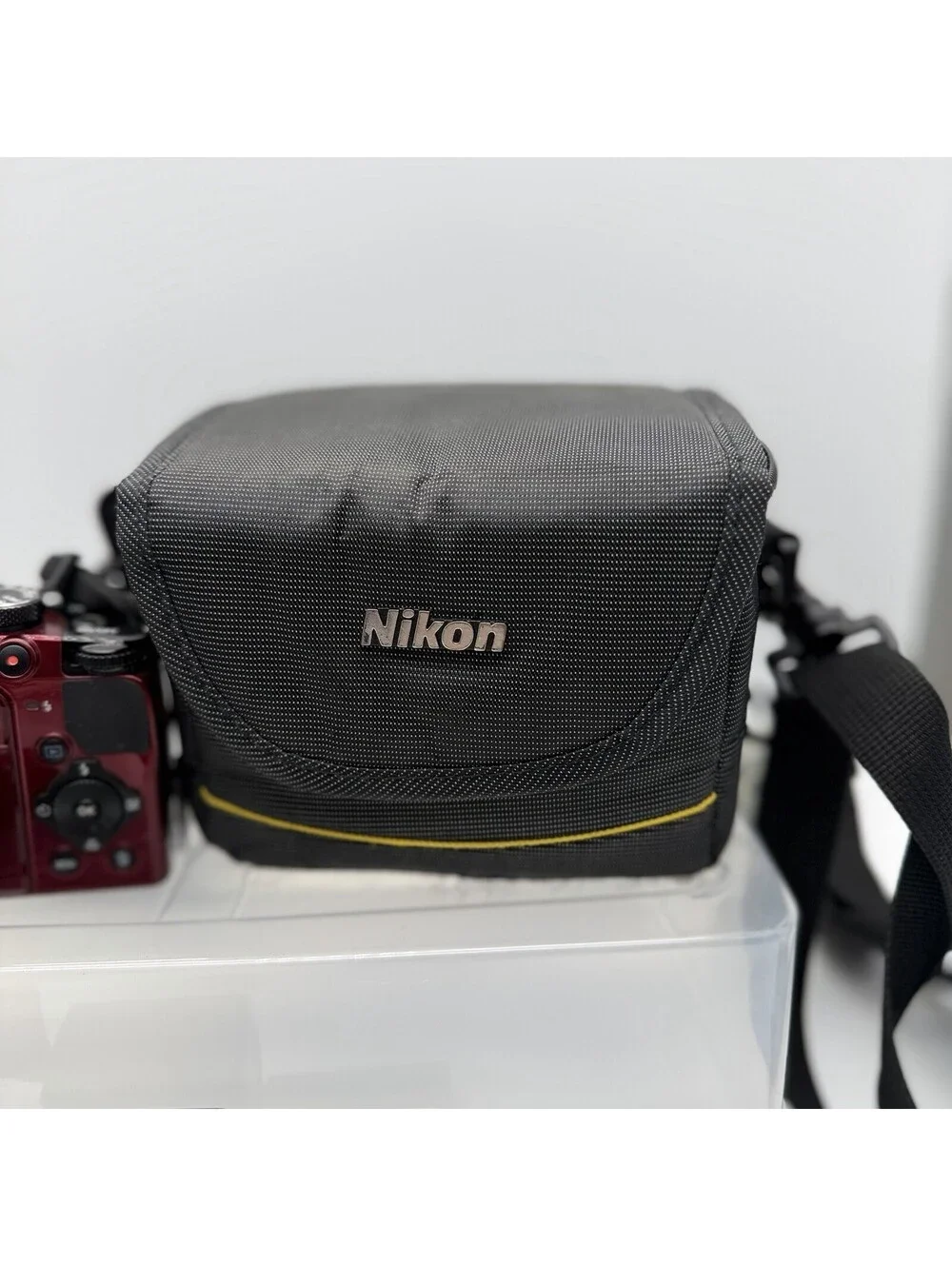 Nikon COOLPIX P510 Bridge Camera 42x Optical Zoom Full HD Built-in Flash/ Red